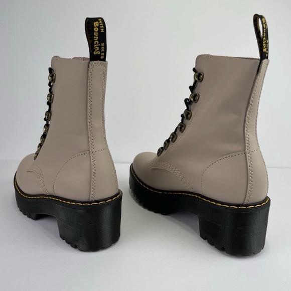 Dr. Martens Leona Boot Taupe / Beige Leather Women’s 7 – Lug Sole - Picture 3 of 8